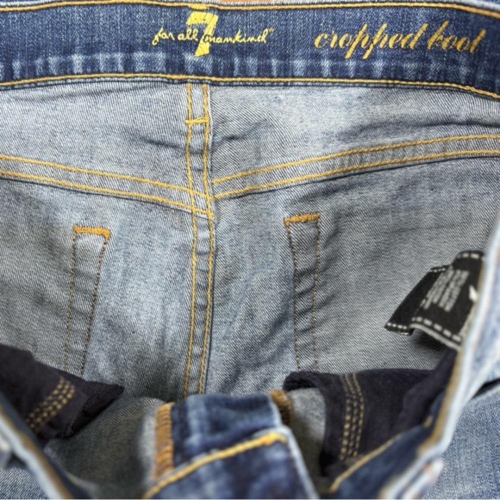 7 For All Mankind Cropped Boot Cut‎ - Picture 9 of 9